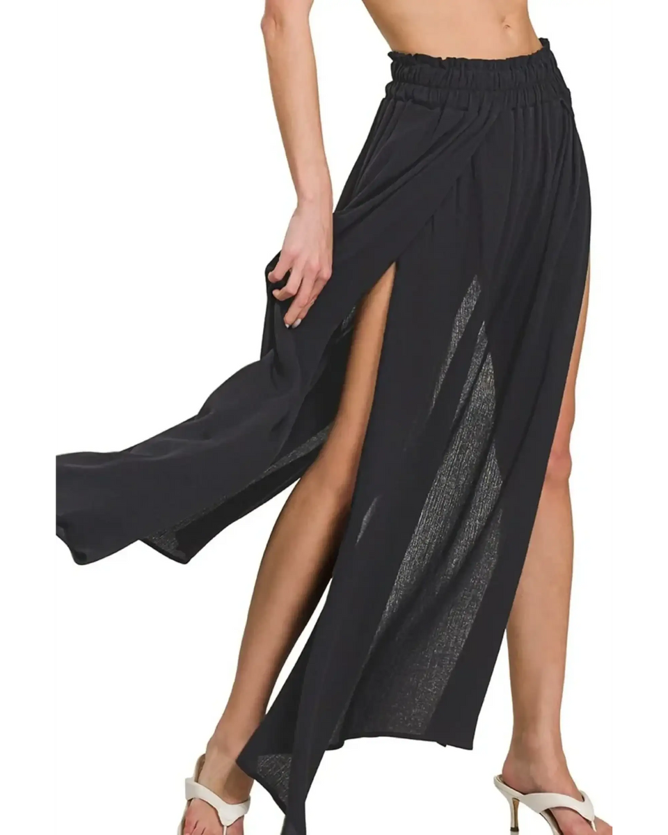 Trendsi black maxi skirt for resort wear with high slits and elastic waistband