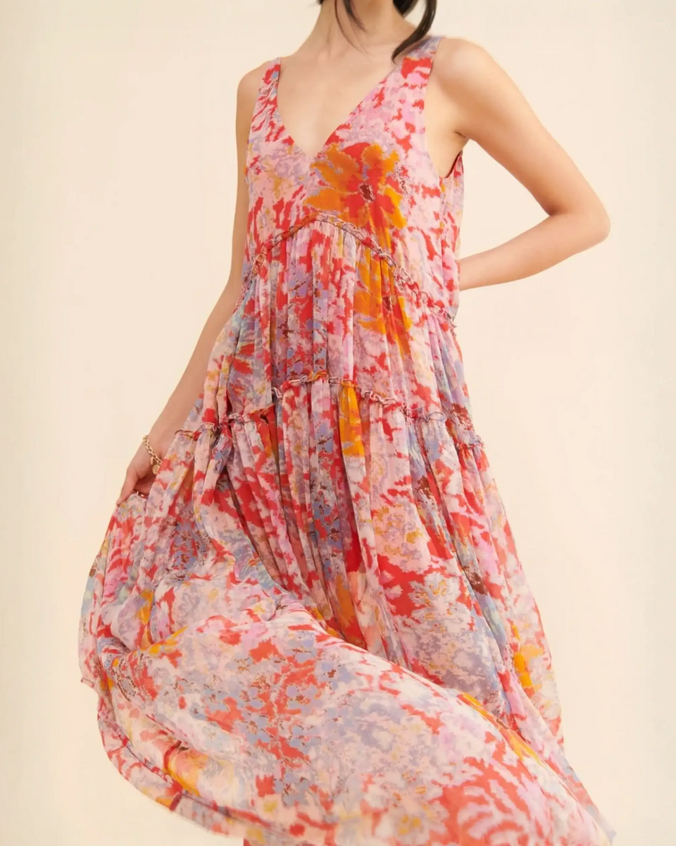Trendsi flowy maxi dress for beach with vibrant floral pattern and lightweight fabric