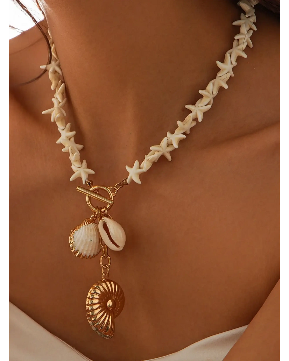 Trendsi Fashionable Shell Resort Necklace with starfish chain and gold shell charms