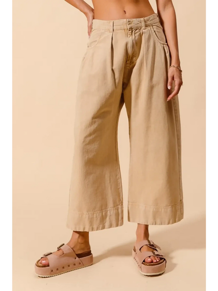 Babe Beachwear chic wide leg trousers for women in beige with high waist and relaxed fit