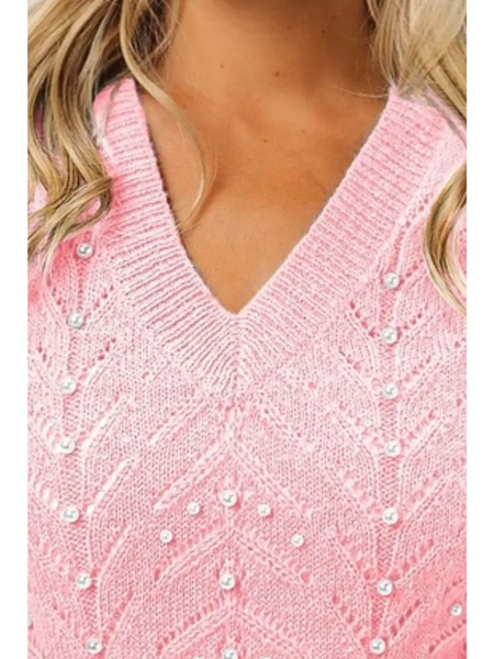 Trendsi blush pink sleeveless blouse with V-neck and pearl embellishments on knit fabric