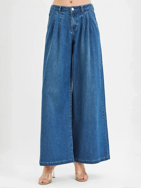 Trendsi casual wide leg jeans for juniors in blue denim with high waist and front pockets