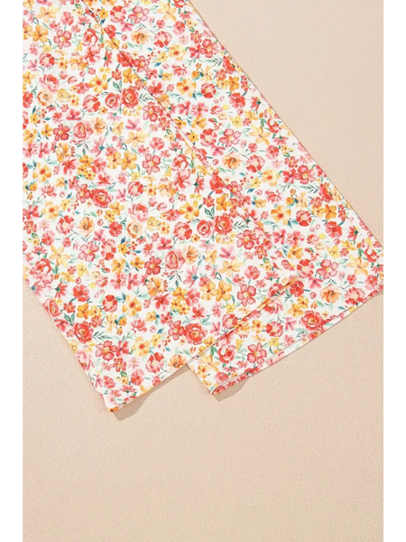 Trendsi floral pants set with colorful flowers perfect for a chic boho beachwear set