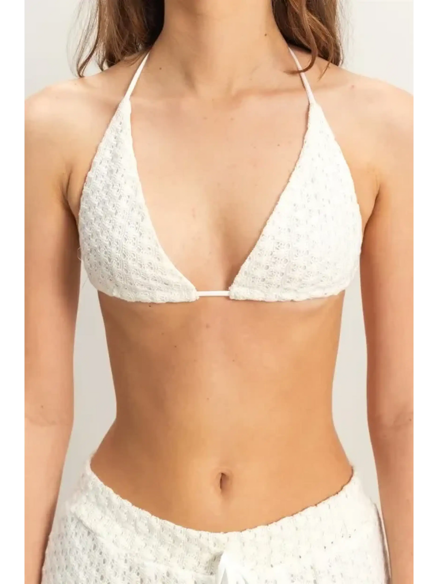 Trendsi white textured chic cover up set for poolside with triangle bikini top and matching shorts
