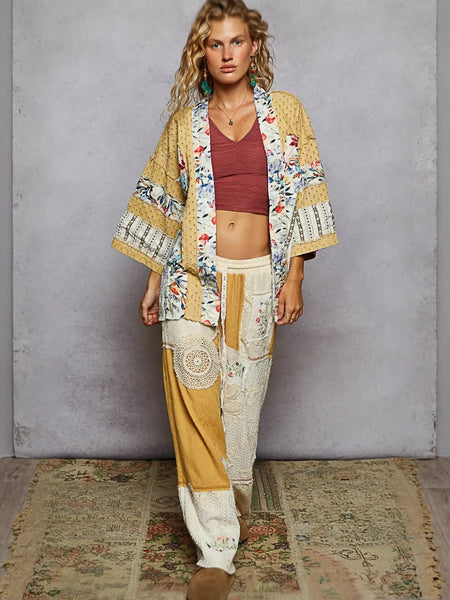 Boho style ray edge lightweight floral kimono cardigan for a relaxed outfit vibe