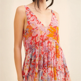 Trendsi flowy maxi dress for beach with vibrant floral pattern and tiered layers