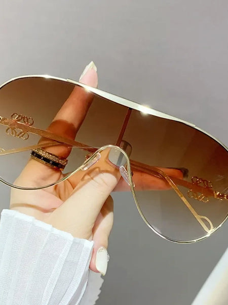 Trendsi gradient aviator sunglasses for women with brown tinted lenses and gold frames