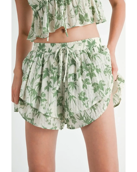 Emory Park green tropical flutter shorts with drawstring waist and floral pattern on lightweight fabric