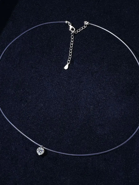 Trendsi necklace with invisable 1 carat diamond on clear wire chain with silver clasp