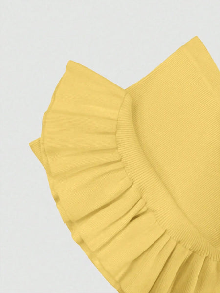 Yellow ruffled sleeve detail of Trendsi mermaid dress maxi dress close-up