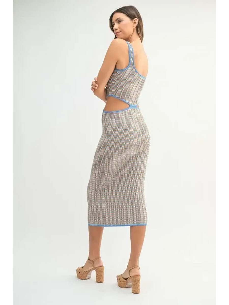 Side View chevron knit bodycon midi dress with cutout back and blue trim worn with block heel sandals