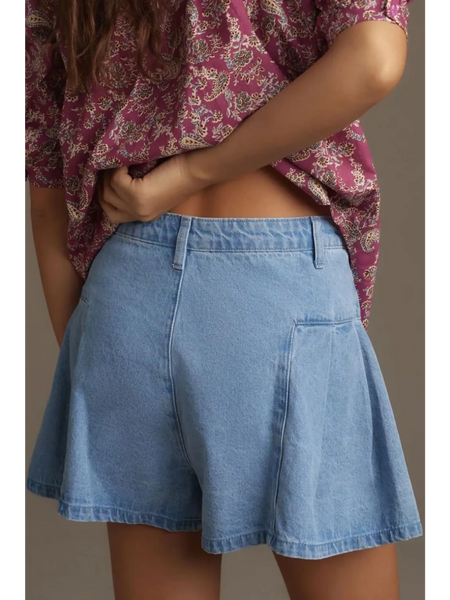 Trendsi pleated wide leg denim shorts in light blue with back pocket detail