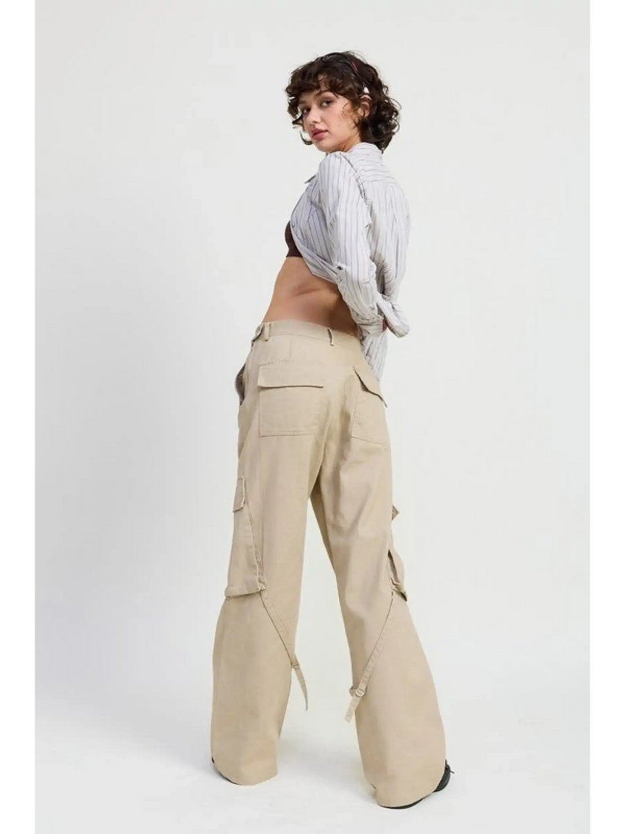 Emory Park beige relaxed cargo pants for women with side and back pockets worn by model
