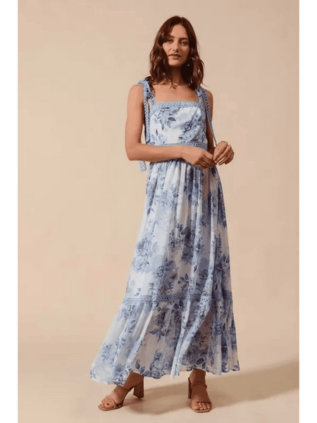 Flattering Maxi Dress - Beach Styles 2025: Lightweight & Stylish - Beach Babes Beachwear - Fort Lauderdale