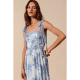 Flattering Maxi Dress - Beach Styles 2025: Lightweight & Stylish - Beach Babes Beachwear - Fort Lauderdale