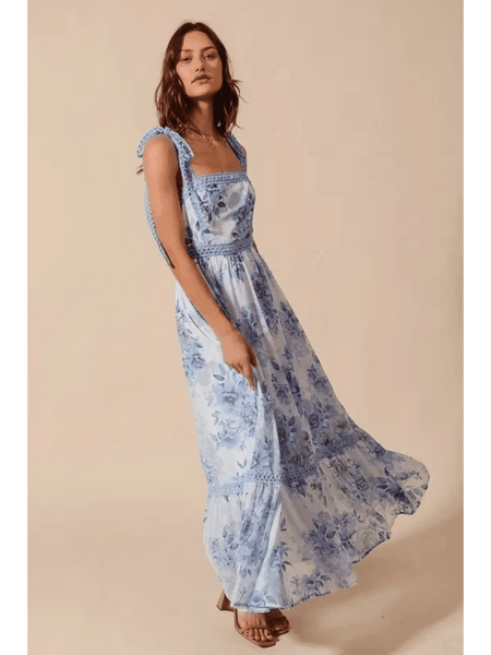 Flattering Maxi Dress - Beach Styles 2025: Lightweight & Stylish - Beach Babes Beachwear - Fort Lauderdale