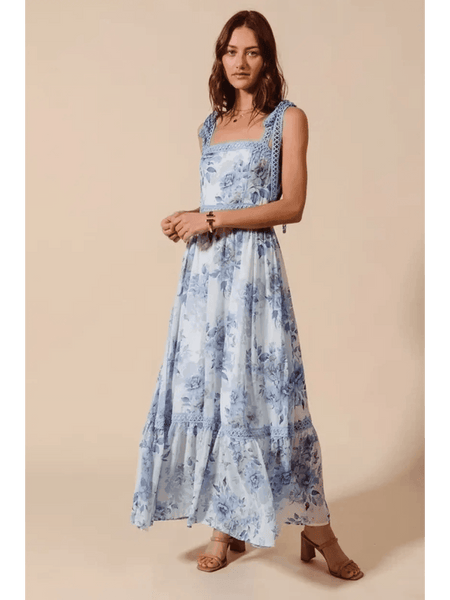 Flattering Maxi Dress - Beach Styles 2025: Lightweight & Stylish - Beach Babes Beachwear - Fort Lauderdale