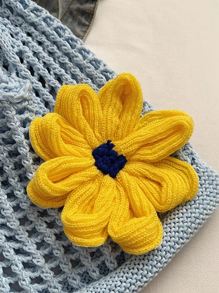 Babe Beachwear summer crochet tote 2025 with light blue knit and yellow flower decoration
