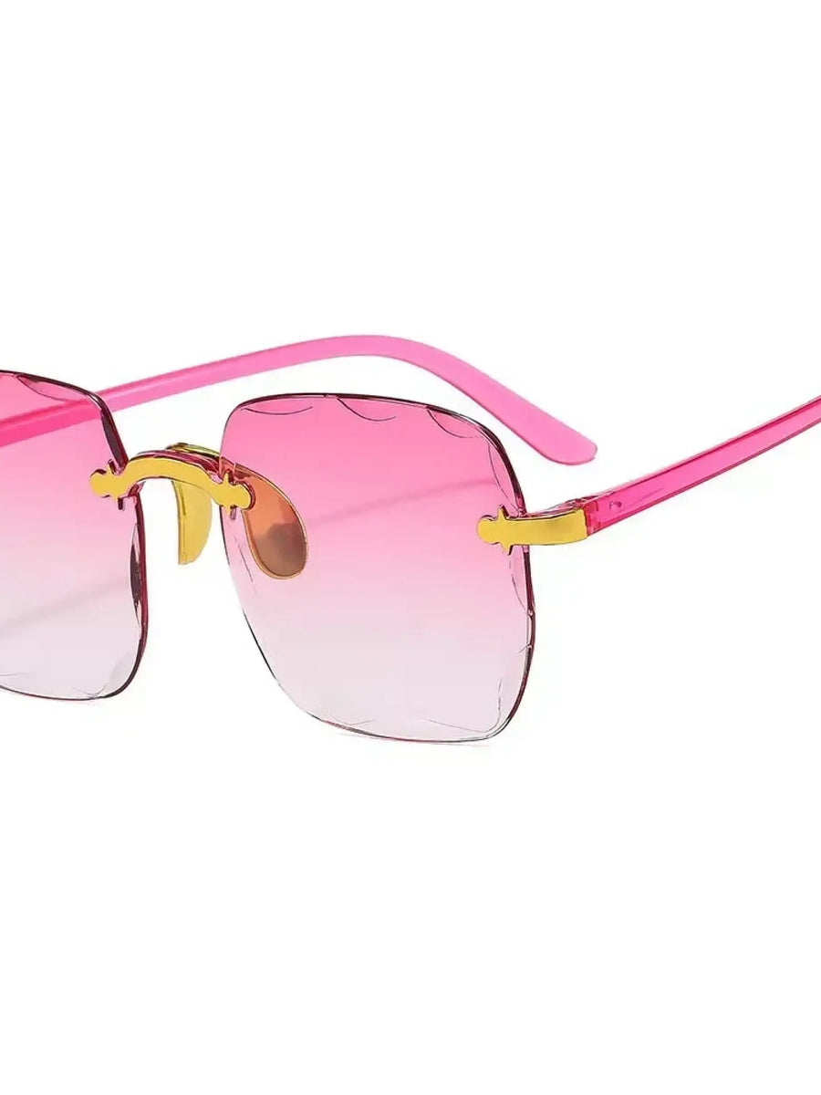 Chic sunglasses with rimless pink gradient for a stylish, stunning look