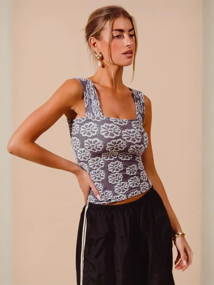 Gray floral print tank top from Bloom in Style perfect for summer vibes