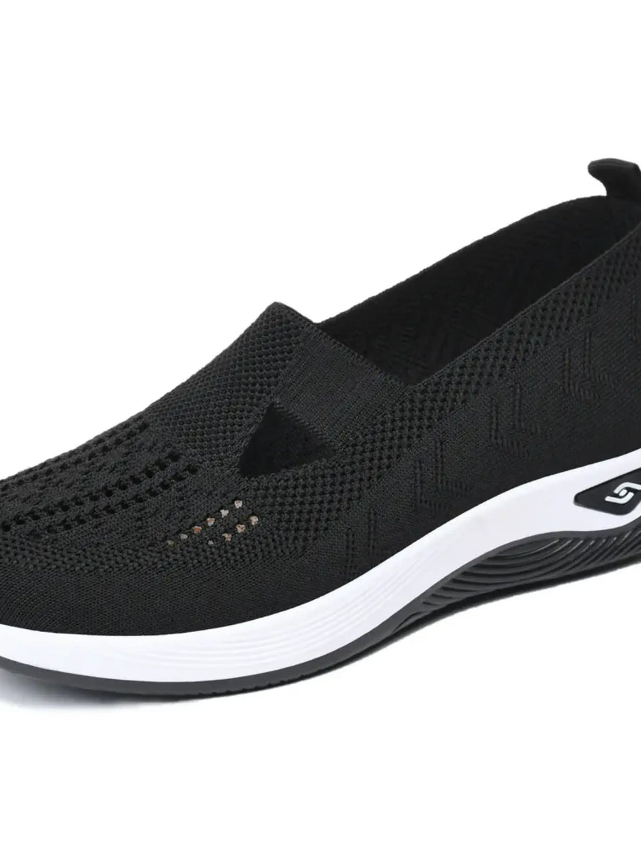 Trendsi black lightweight breathable trendy summer slip-ons for women with white cushioned sole