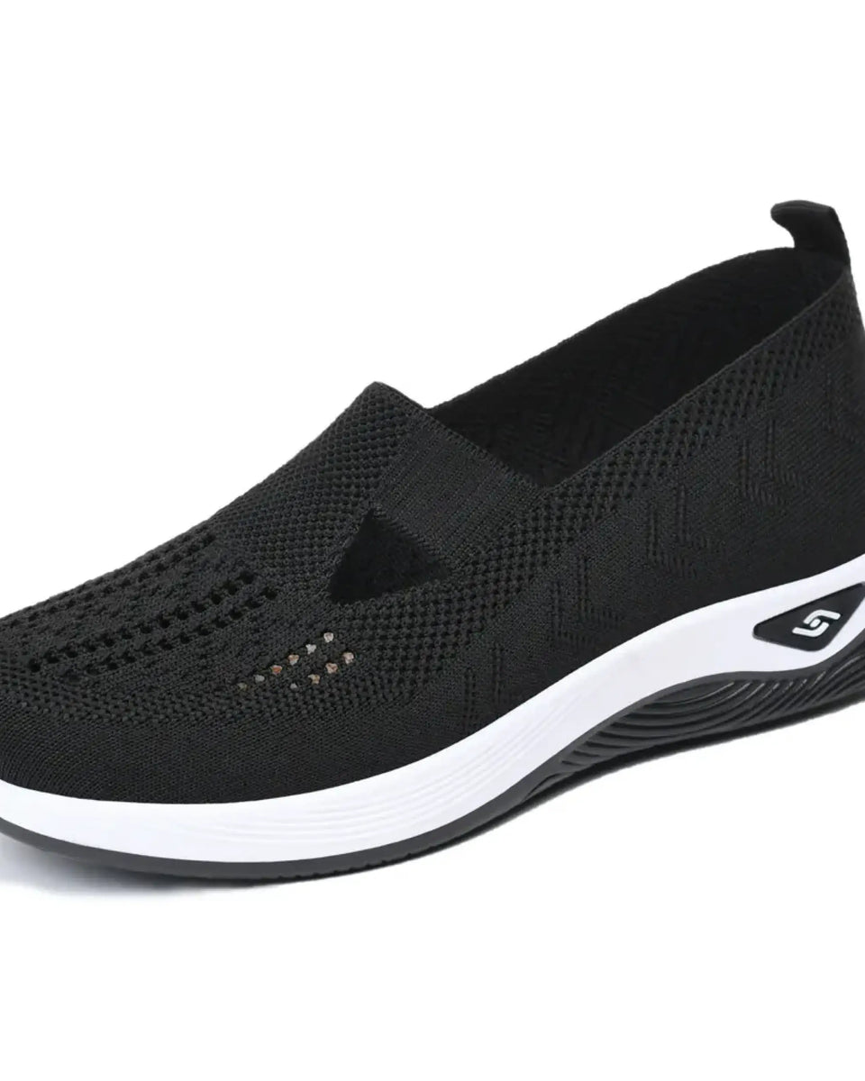 Trendsi black lightweight breathable trendy summer slip-ons for women with white cushioned sole