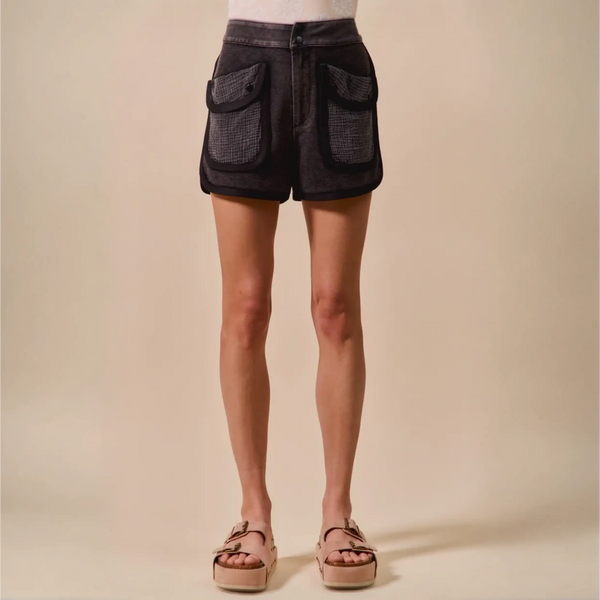 Trendsi vacation denim shorts for women in black with front large patch pockets