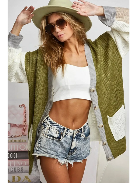 Trendsi oversized cardigan in green white and gray worn with denim shorts and white crop top