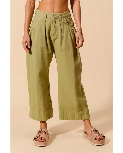 Wide Leg Chino Pants in olive green with high waist and relaxed fit