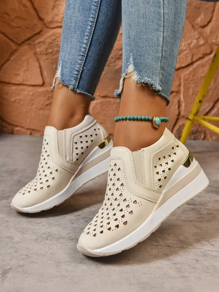 Trendsi women's breathable wedge sneakers in beige with cutout design and white sole