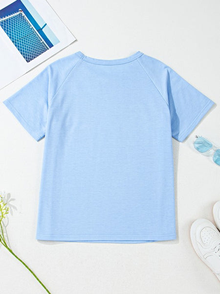 EG fashion women's raglan short sleeve top in light blue laid flat with accessories