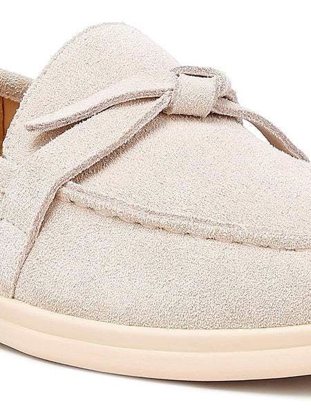 Rag Company women's suede loafers in light beige with bow detail and comfortable rubber sole