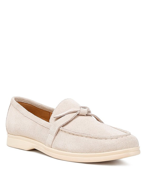 Rag Company women's suede loafers in light beige with decorative bow and low heel