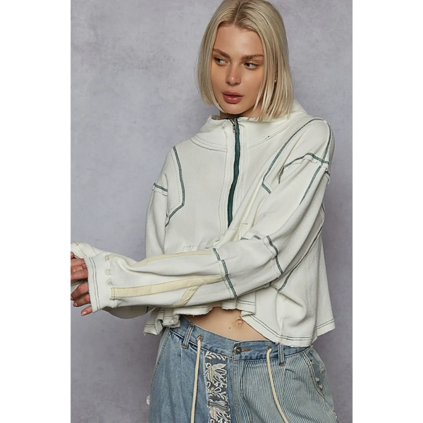 Trendsi women's zip front sweatshirt in white with contrast stitching and cropped long sleeves
